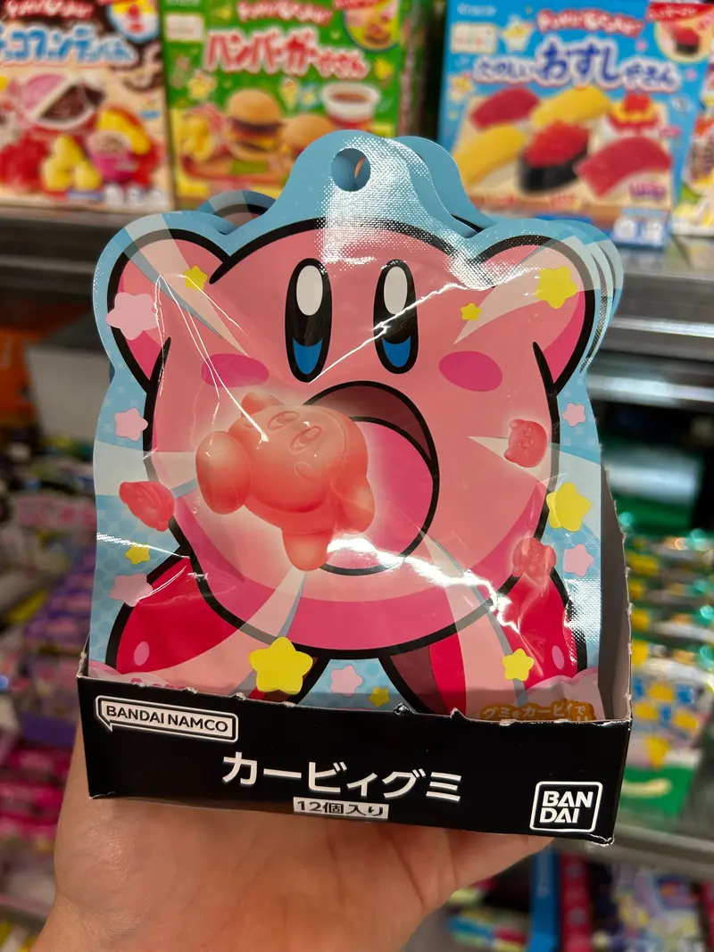 12 STUKS Displaydoos - BANDAI Kirby Shape Assorted Flavour Gummy THT 30-9-2026
