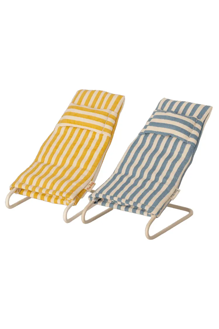 Beach Chair Set. Mouse