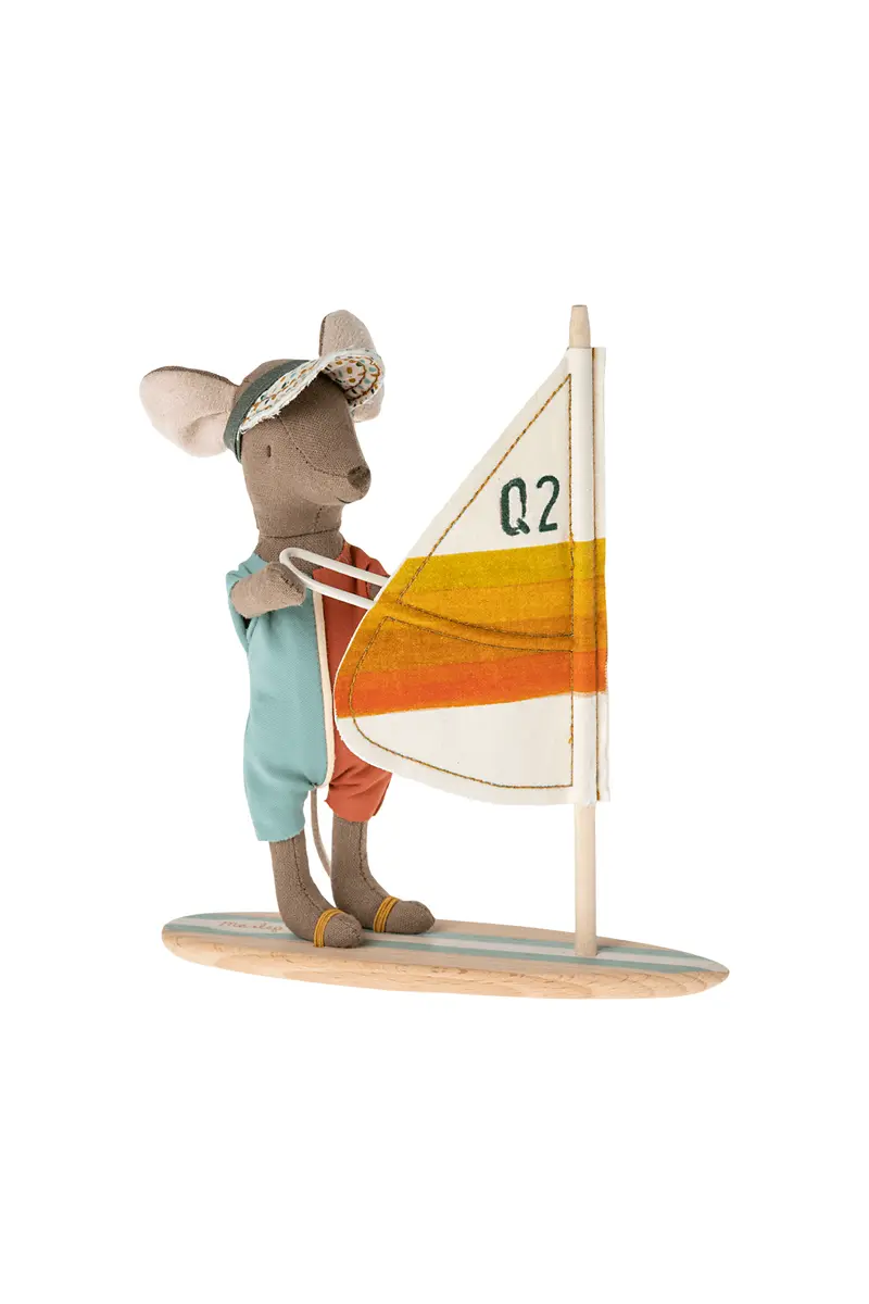 Beach Mice, Surfer Big Brother