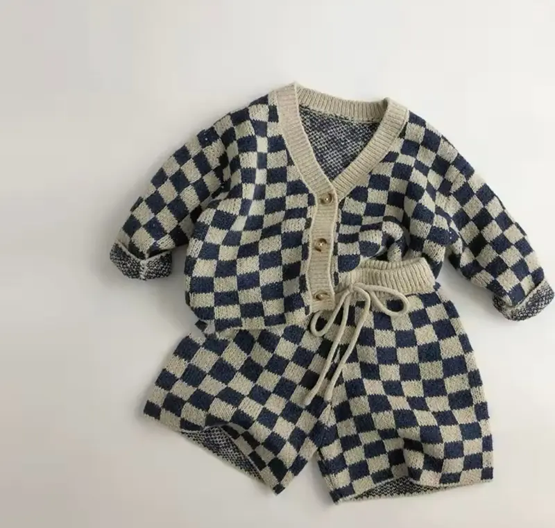 BreezyKnit™ – Zomerse Gebreide Shortset – Unisex Kinderoutfit