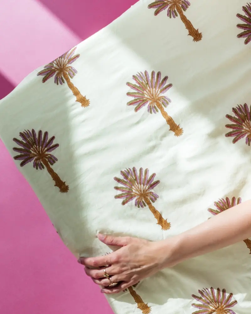 Camio Pinky Palm Hoeslaken Peuterbed 70 x 140