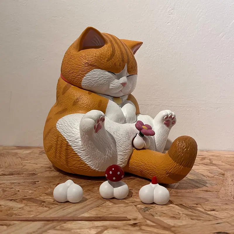 Crotch Staring Cat 300%
