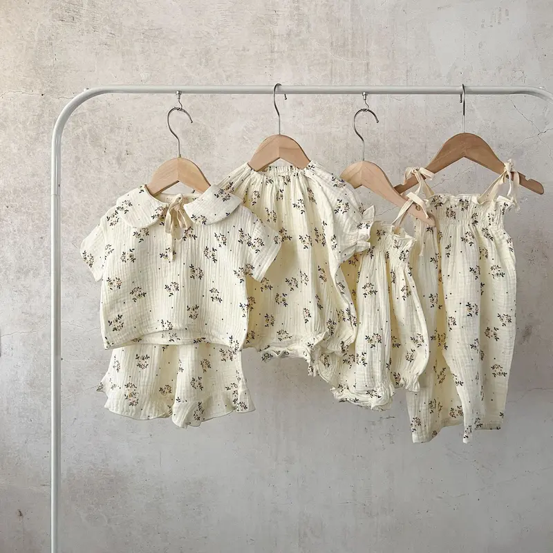 FloraNest™ – Zomerse Set met Bloemenprint – Meisjes Mousseline Outfit