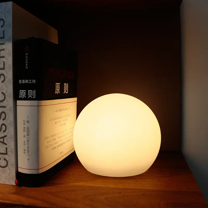 GlowOrb™ – Draadloze LED Bol Lamp – Sfeervolle Tafellamp