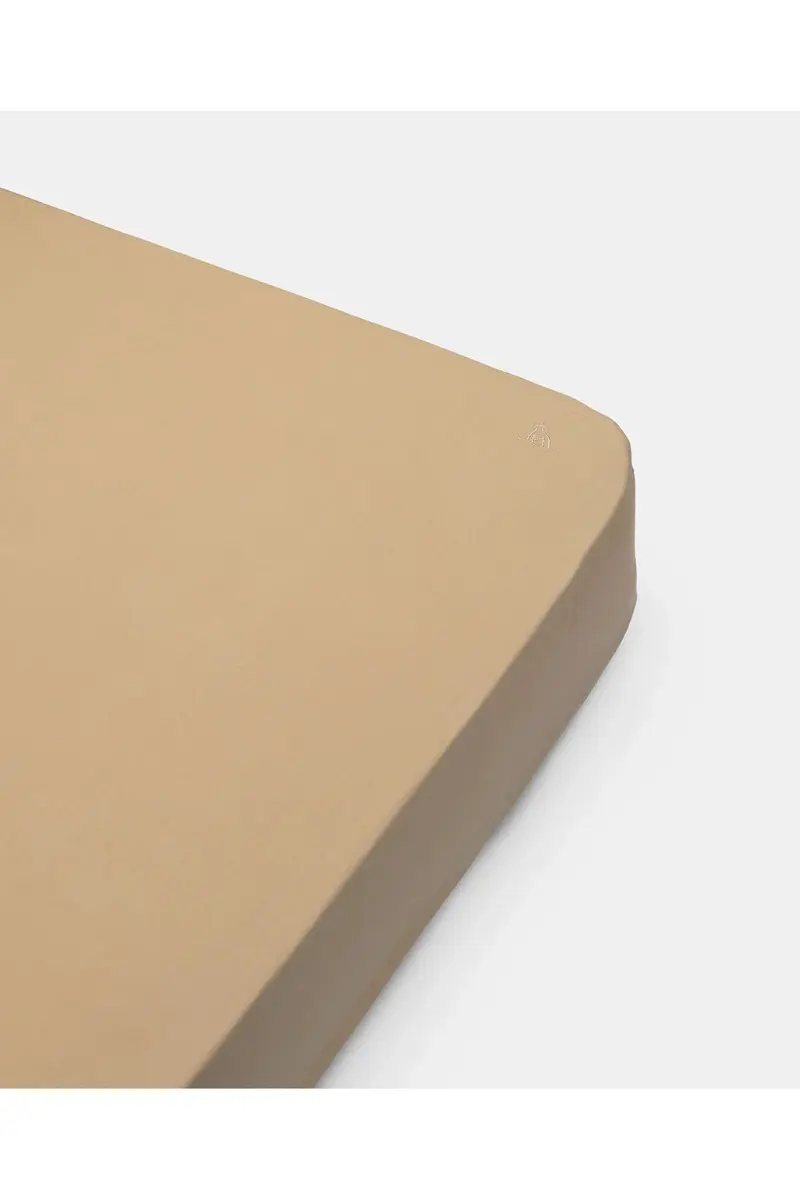 Grow Fitted Sheet - Sandy Feet