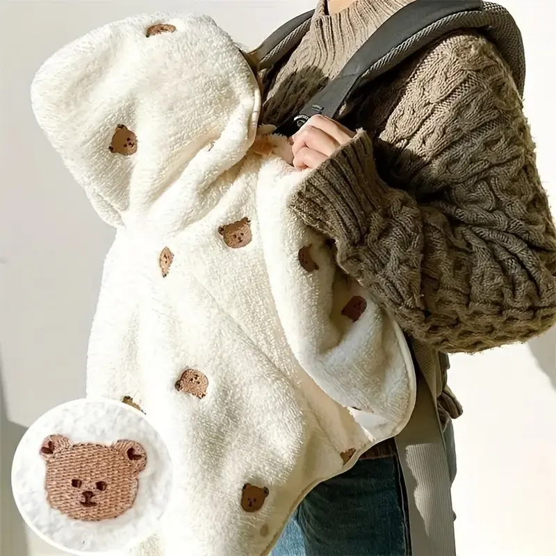 KnuffelCape™ – Warme Fleece Draagcape – Zachte Bescherming voor Baby’s (0–36 Maanden)