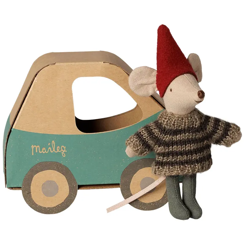 maileg knuffelmuis met auto - kleine broer - kerst - 11 cm