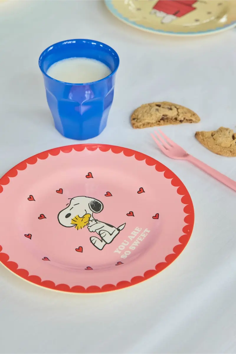 Melamine Side Plate with Pink Snoopy Print