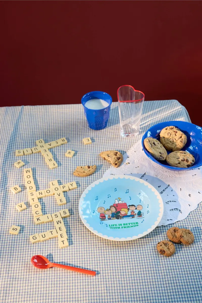 Melamine Side Plate with Soft Blue Snoopy Print