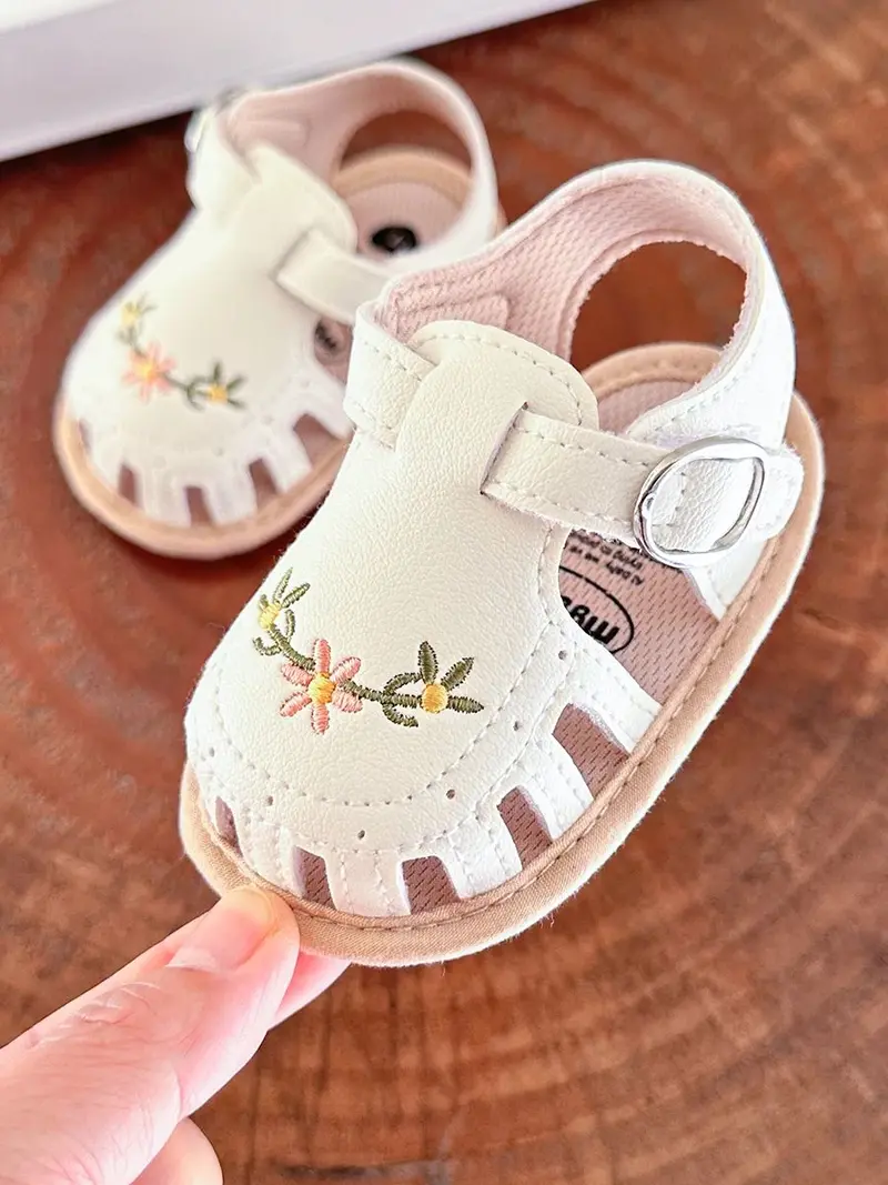 PetalPace™ – Zomersandalen met Borduursel – Comfortabele Babyloopschoenen