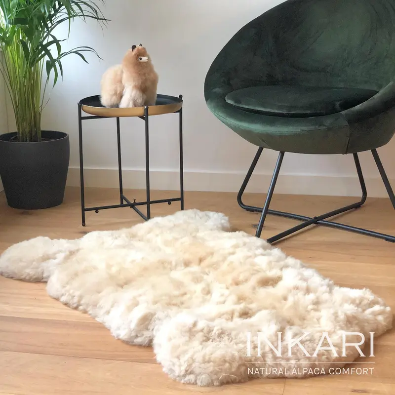 Reina - Handmade Alpaca Rug - Blond