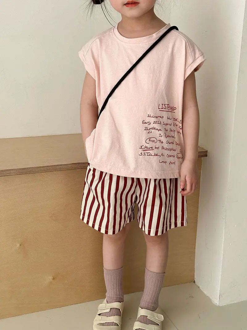 StripeNest™ – Gestreepte Zomerset met Opdruk – Comfortabele Kinderoutfit