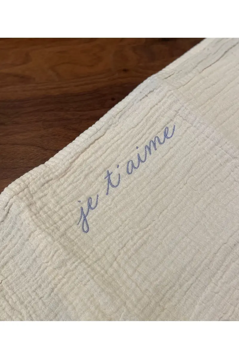 swaddle . je t aime . lavender lilac