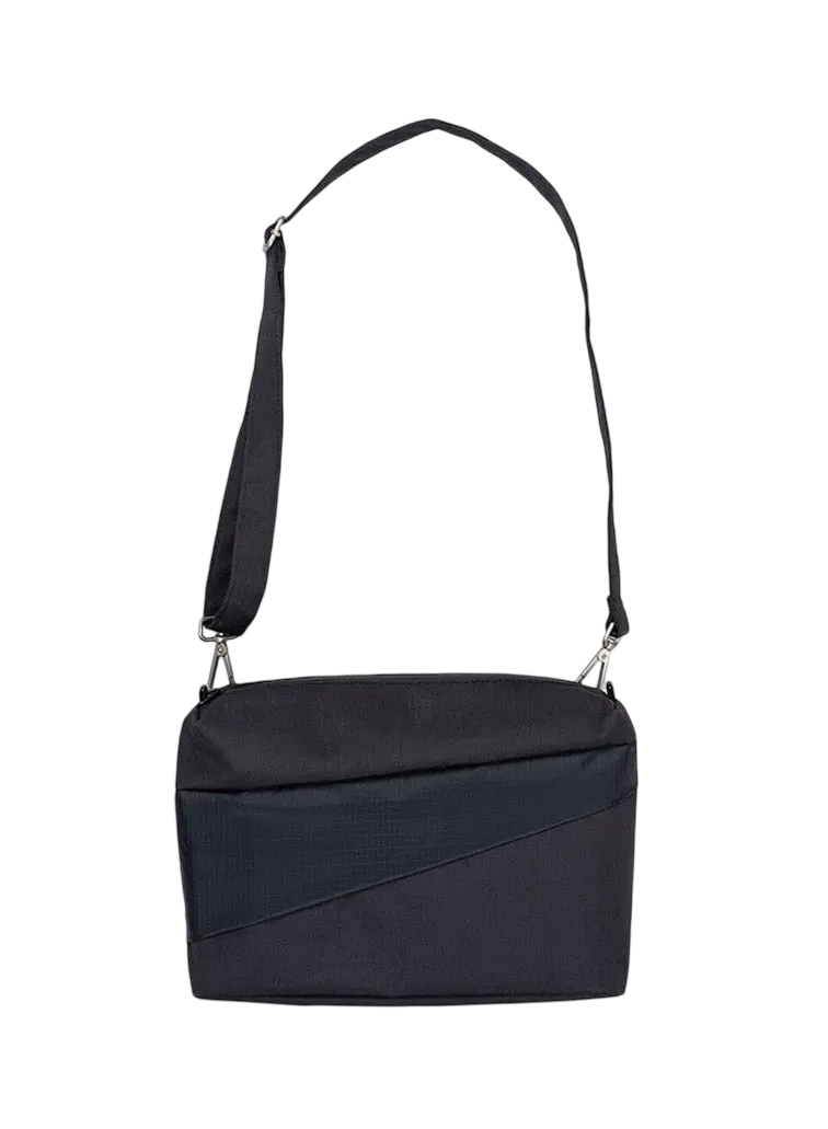 The New Bum Bag Black & Black Medium