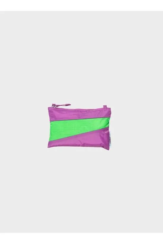 The New Pouch Echo & Greenscreen Large