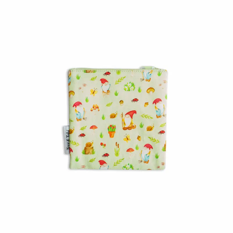 Wasbaar snackzakje | licht groen met kabouters | 14x14cm