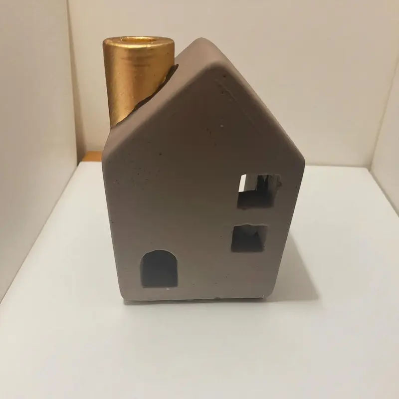 🏠 Waxinelicht huis met gouden schoorsteen – 7,5x5,5x11 cm
