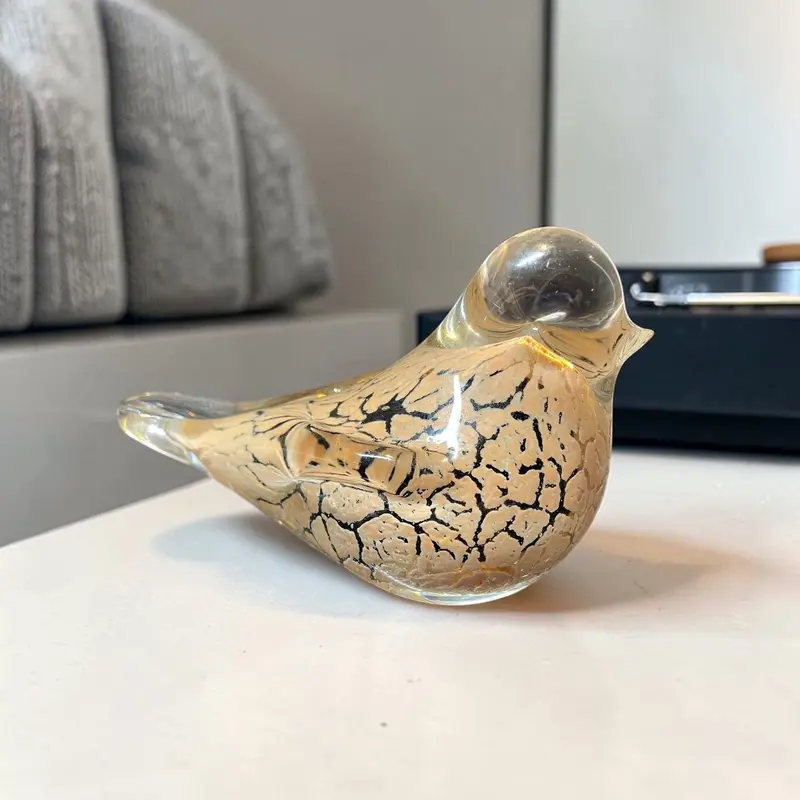 Zittende Glazen Vogel van Massief Kristalglas – Bruin